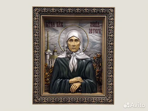 На память: Икона резная из дерева Святая Ксения Петербургская