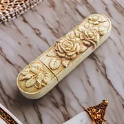 Флешка «Розы» из дерева — сувенир — красивый подарок — фотография 1