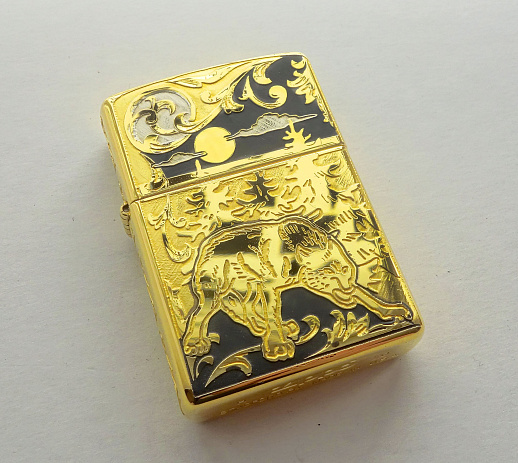 Бензиновая зажигалка Zippo "Волк одиночка"